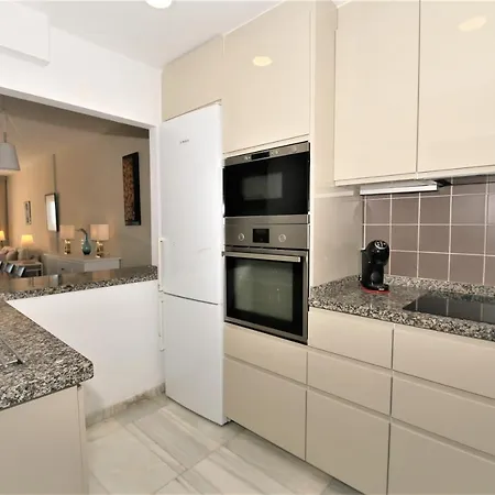 Port Townhouse Toby * Estepona