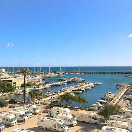 Port Townhouse Toby אסטפונה